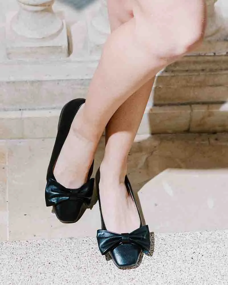 Cuir Noir Admiralty
