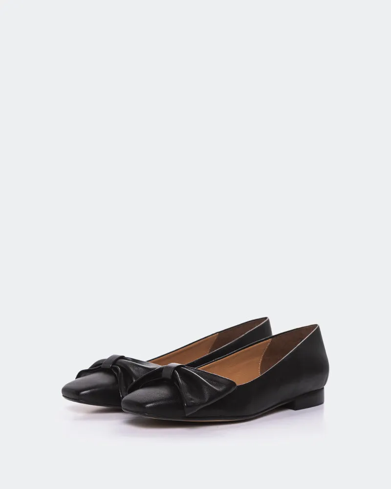 Cuir Noir Admiralty
