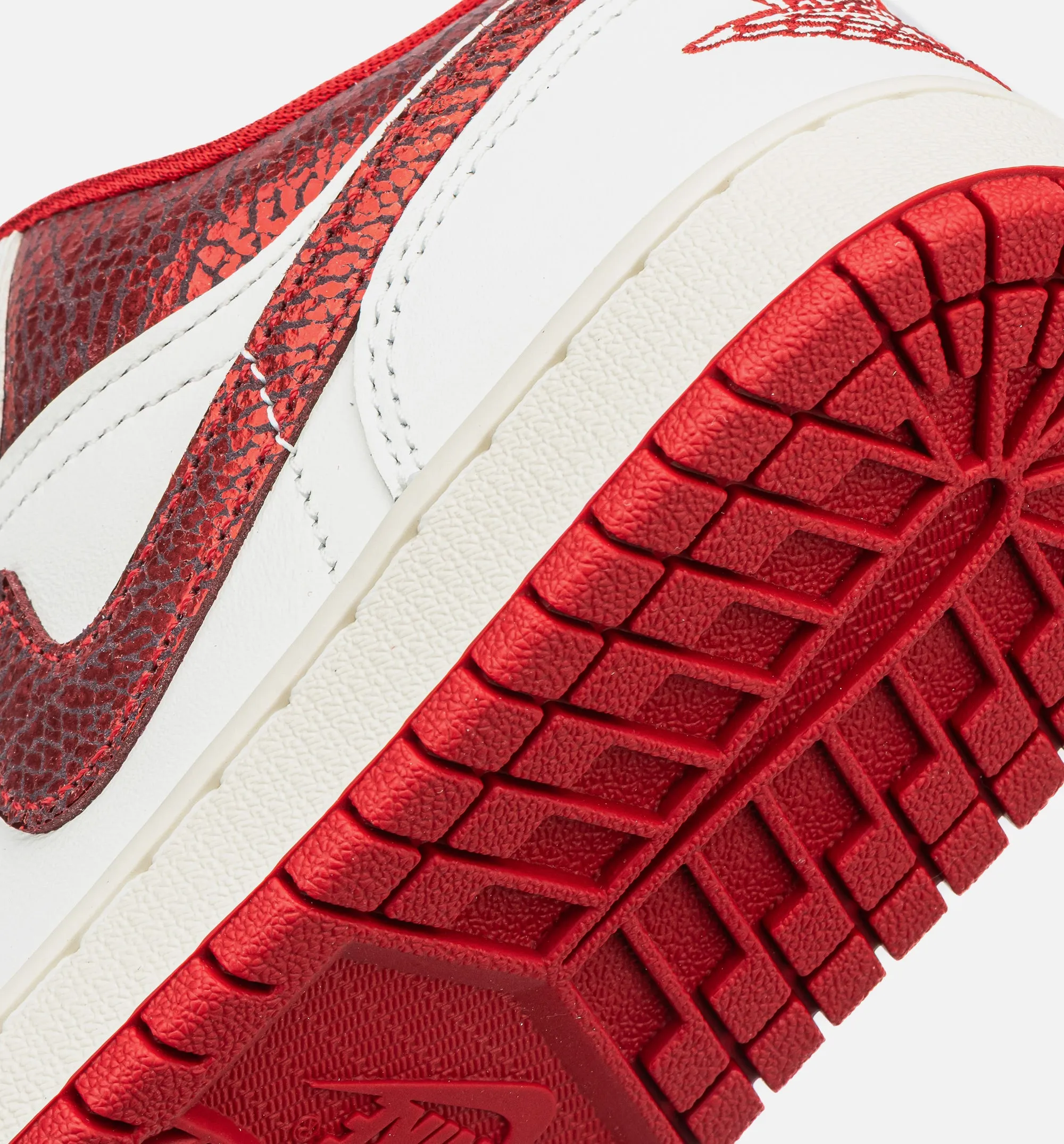 Chaussure de style de vie pour femme Air Jordan 1 Low SE - Sail/Varsity Red/Team Red