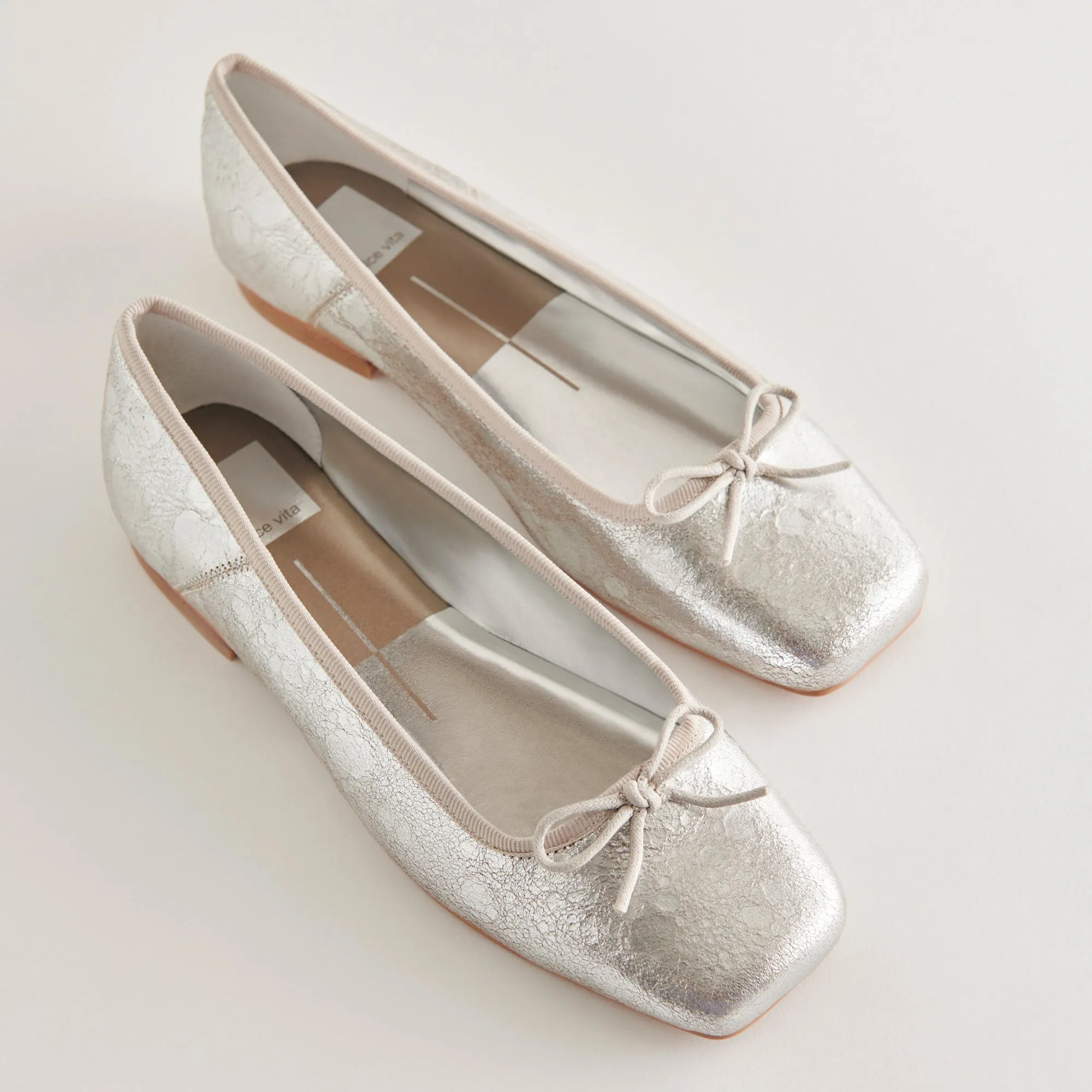 BALLERINES ANISA EN CUIR ARGENTÉ VIEILLI