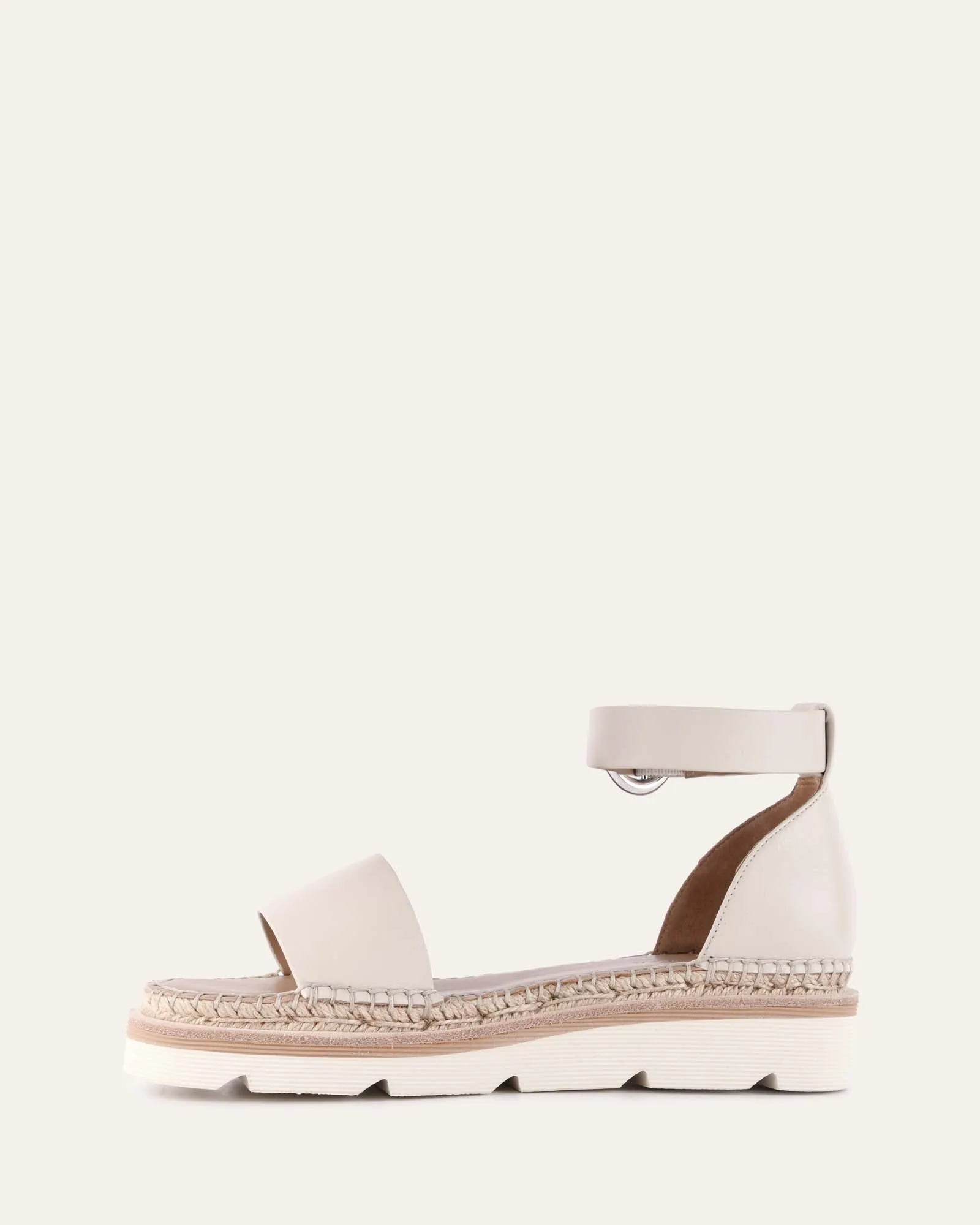 SANDALES PLATES IVY EN CUIR BLANC CASSÉ