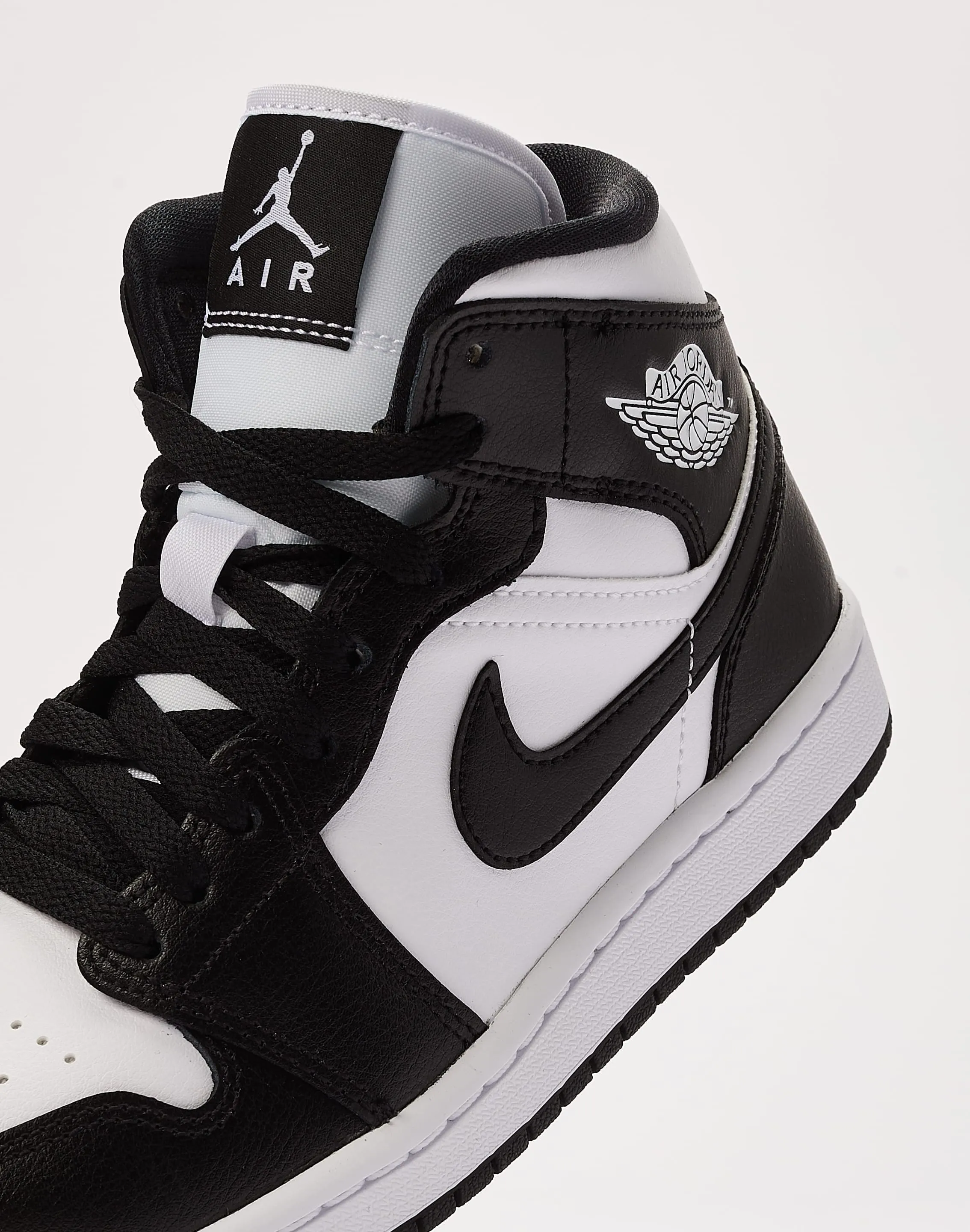 Jordan Air Jordan 1 Mid