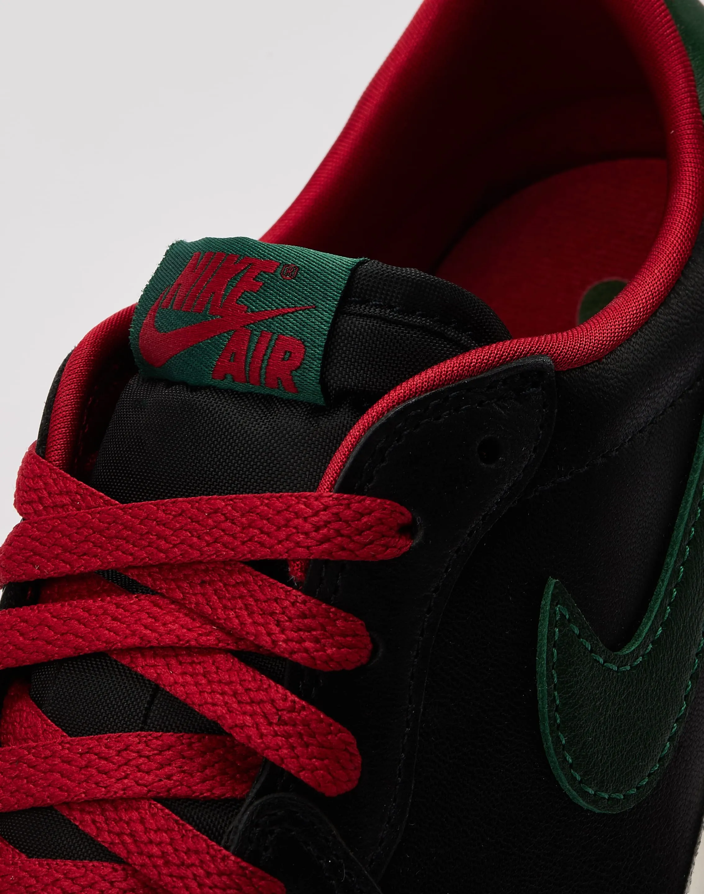 Jordan Air Jordan 1 Retro Low OG 'Noir et Vert Magnifique'