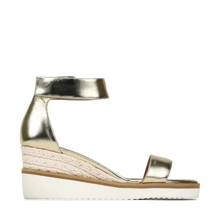SANDALES ESPADRILLES EN CUIR CONFORTABLES