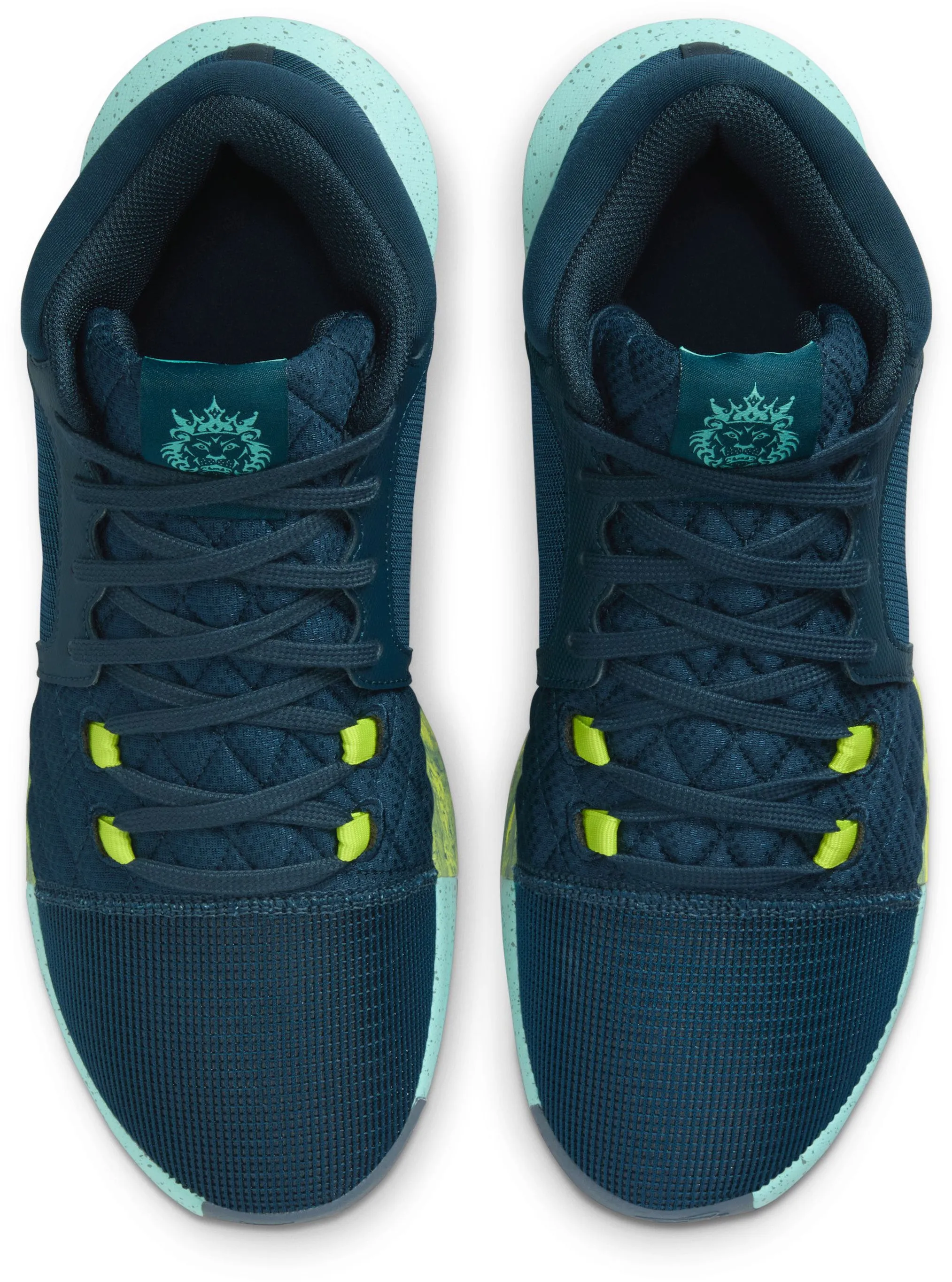Chaussures de Basketball Homme LeBron Witness 8