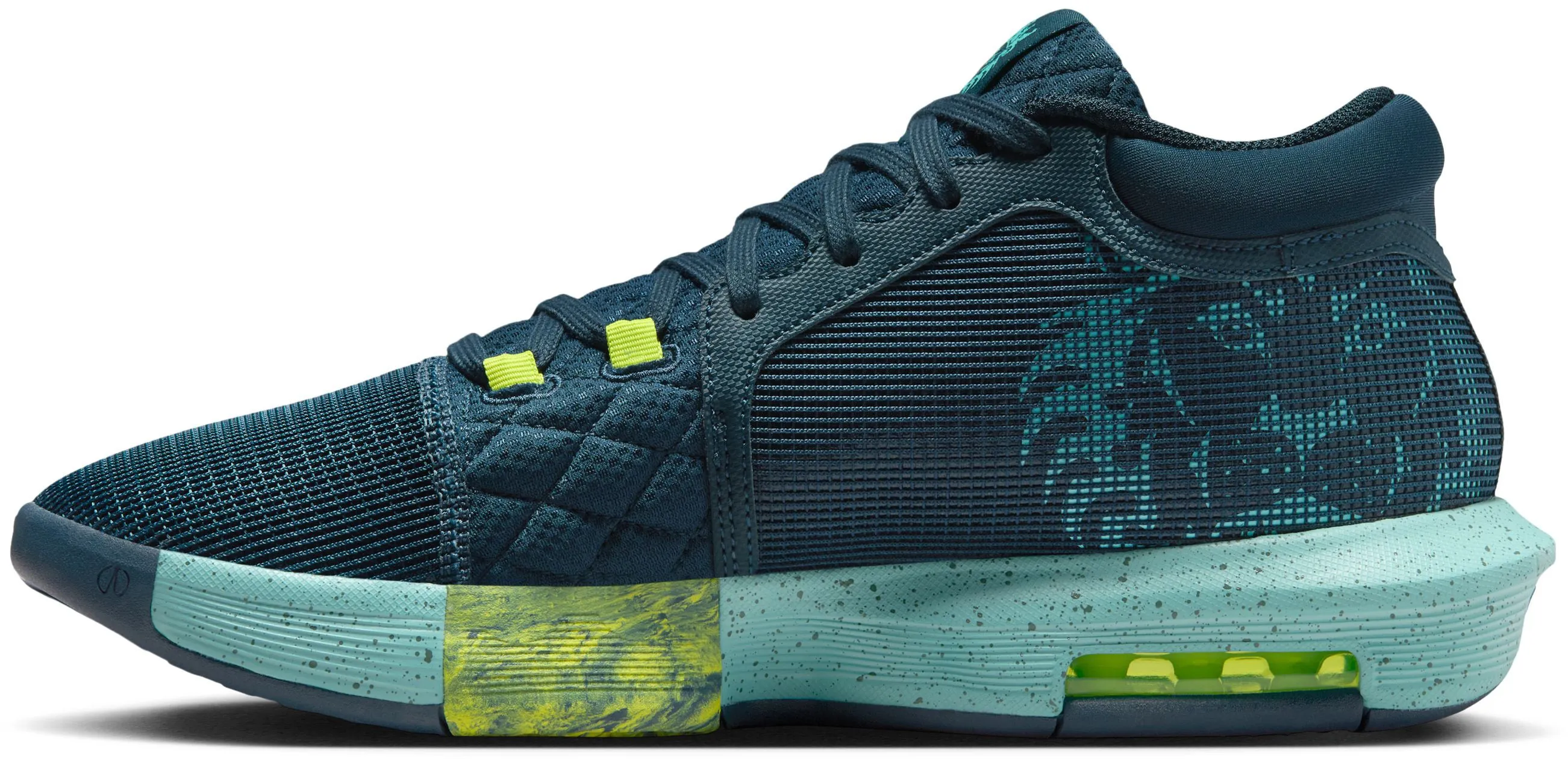 Chaussures de Basketball Homme LeBron Witness 8