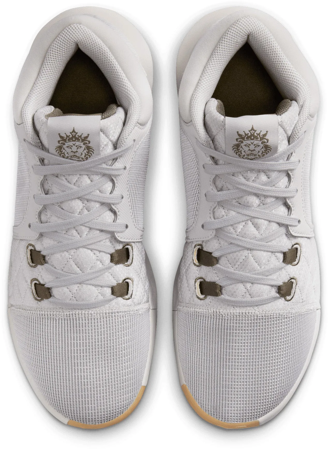 Chaussures de Basketball Homme LeBron Witness 8