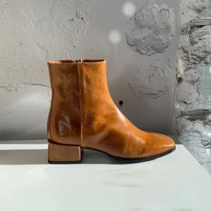 Neo 22515 Cuir Verni