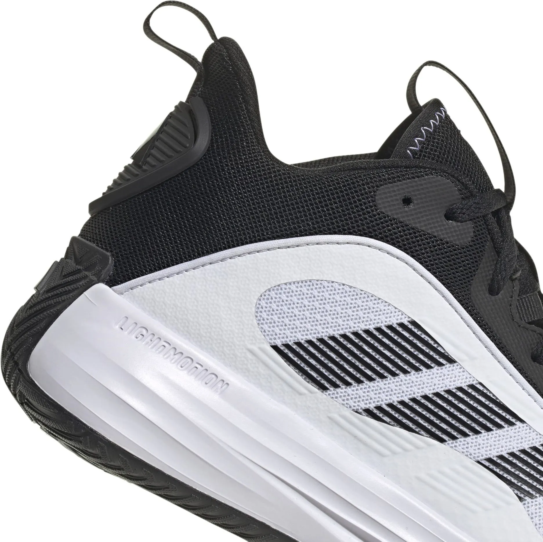 Chaussures de Basketball Homme Own the Game 3