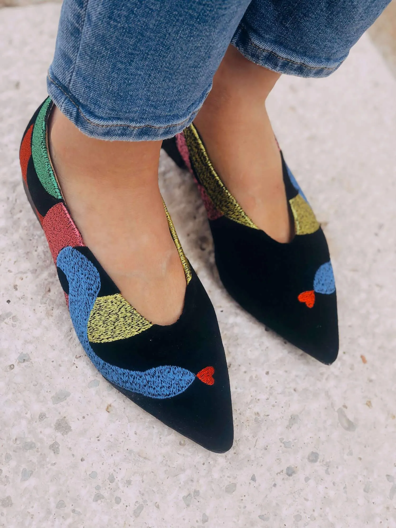 Soul of Colette Ballerines Véganes Brodées en Simili-Cuir Écologique | Noir